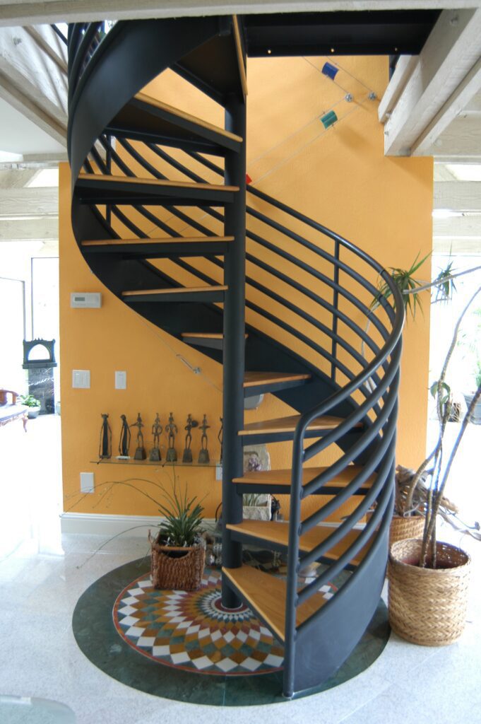 7 Line Deco Spiral Stair with Wood Treads and Flat Plate Stringer